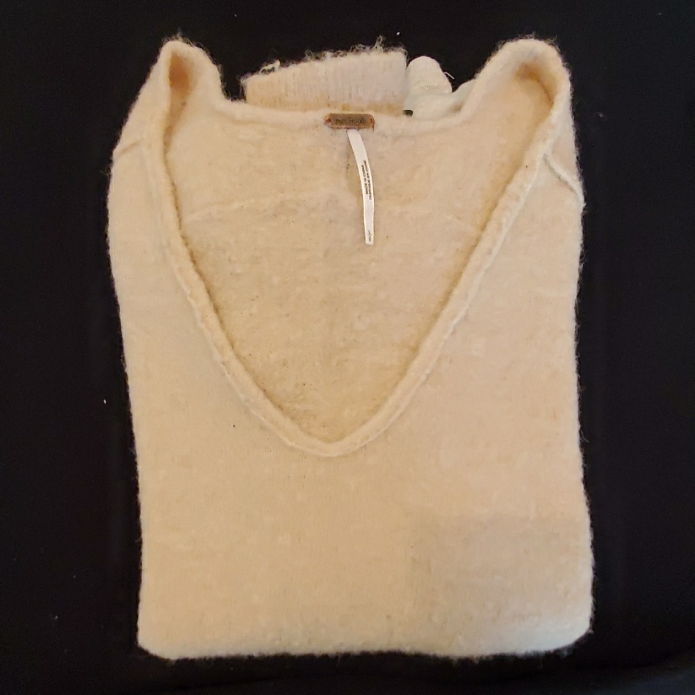 Free people Tan sweater